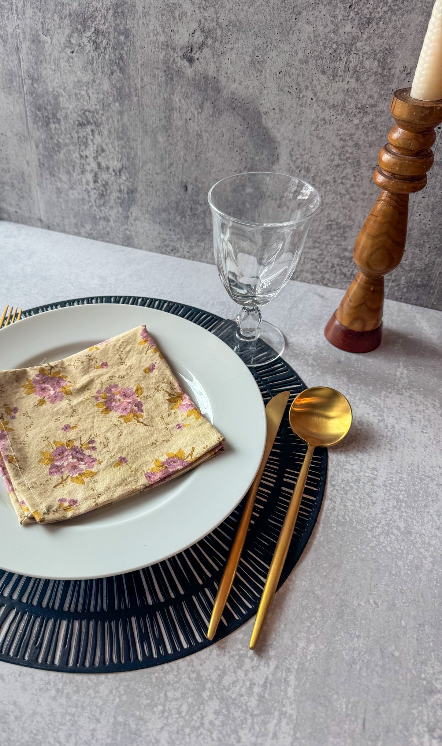 Blush Floral Cotton Napkins (set of 4)