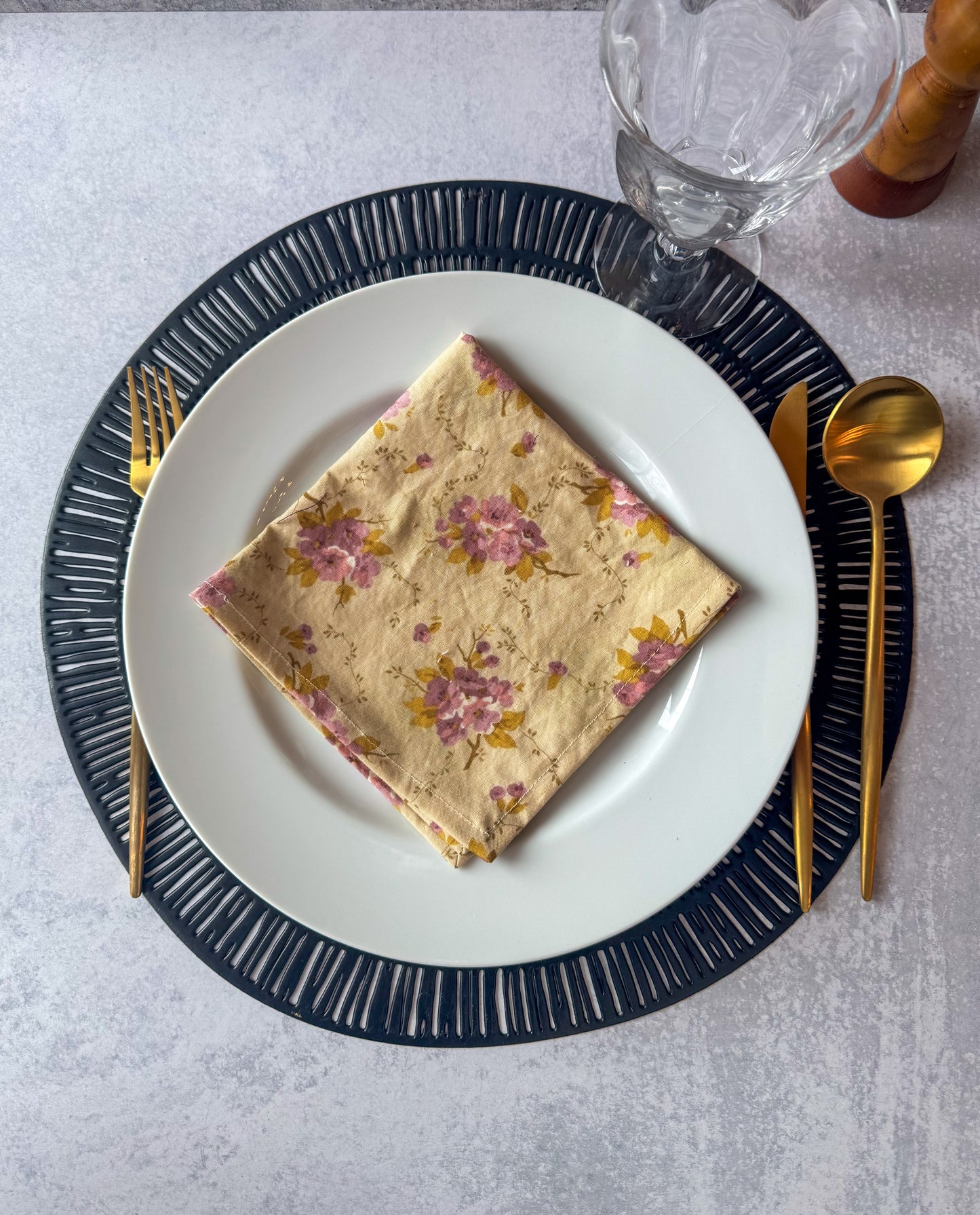 Blush Floral Cotton Napkins (set of 4)